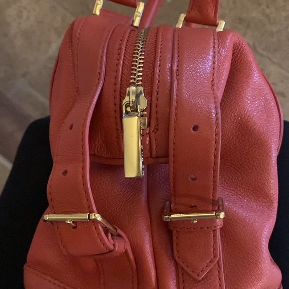 Authentic Tory Burch handbag. Excellent condition! - Picture 4 of 9